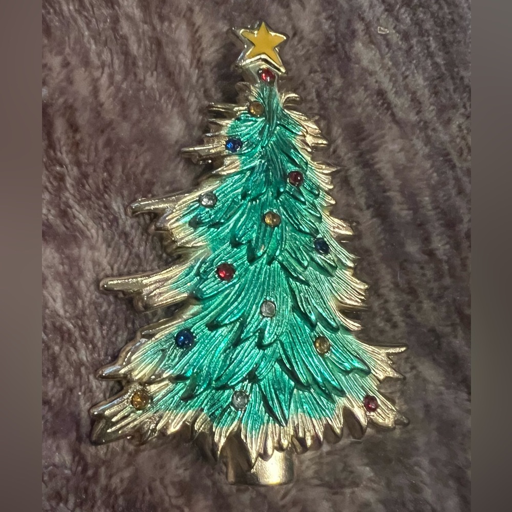 Holiday Brooch Collection - Picture 4 of 6